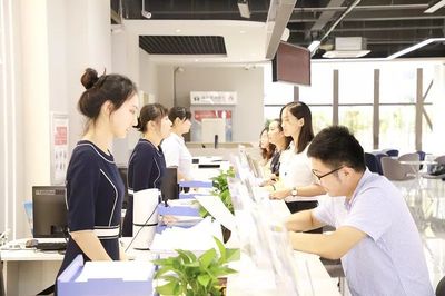 當好企業(yè)的“店小二”——南昌高新區(qū)企業(yè)服務大廳正式啟動運營